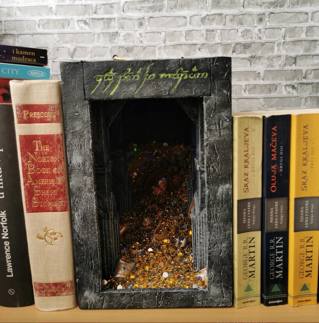 Hobbit & Lord of the Rings Booknooks