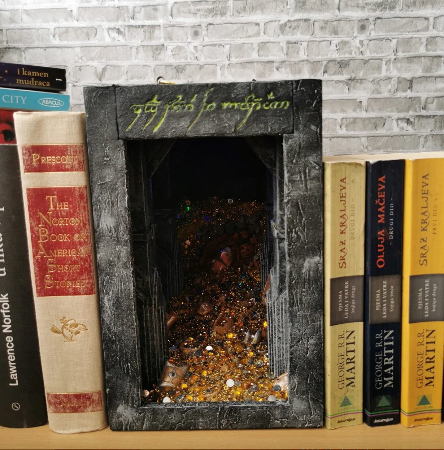 Hobbit & Lord of the Rings Booknooks