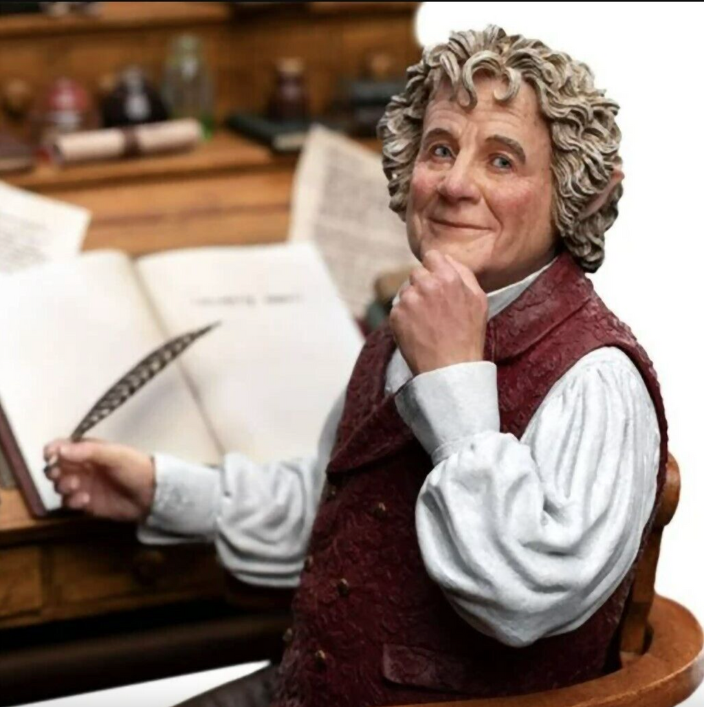 Bilbo Baggins at Desk Collectible Statue (Limited Edition)