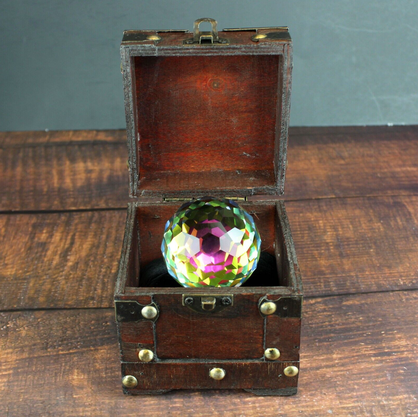 The Arkenstone In Dwarven Treasure Box