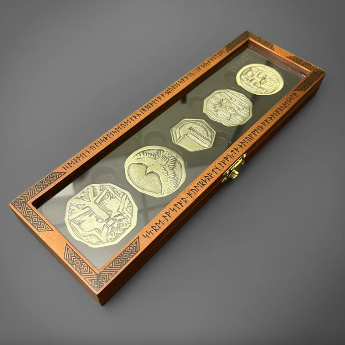 The Hobbit Dwarven Treasure Coin Set