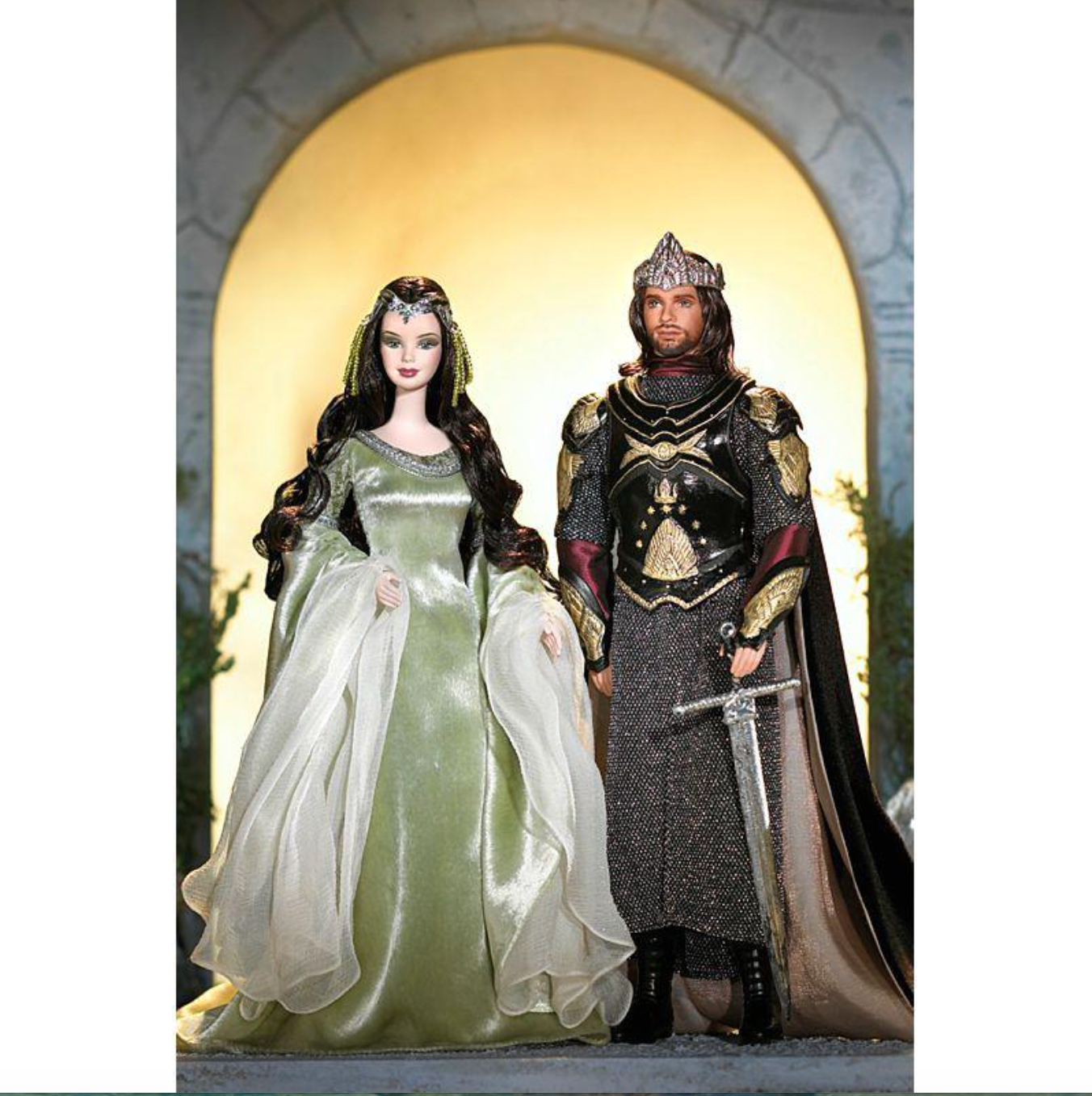 Arwen and Aragorn Barbie Dolls (Limited Edition)